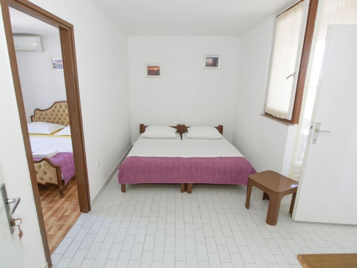 Apartmani Marija Baška Voda Extérieur photo